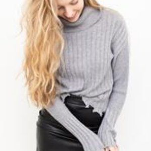 NWOT SOUTH MOON UNDER PROMESA DISTRESSED RIBBED TURTLENECK SWEATER SZ S GRAY $88